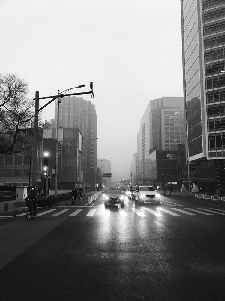 Apple iPhone9,1 sample photo. Gray city photography