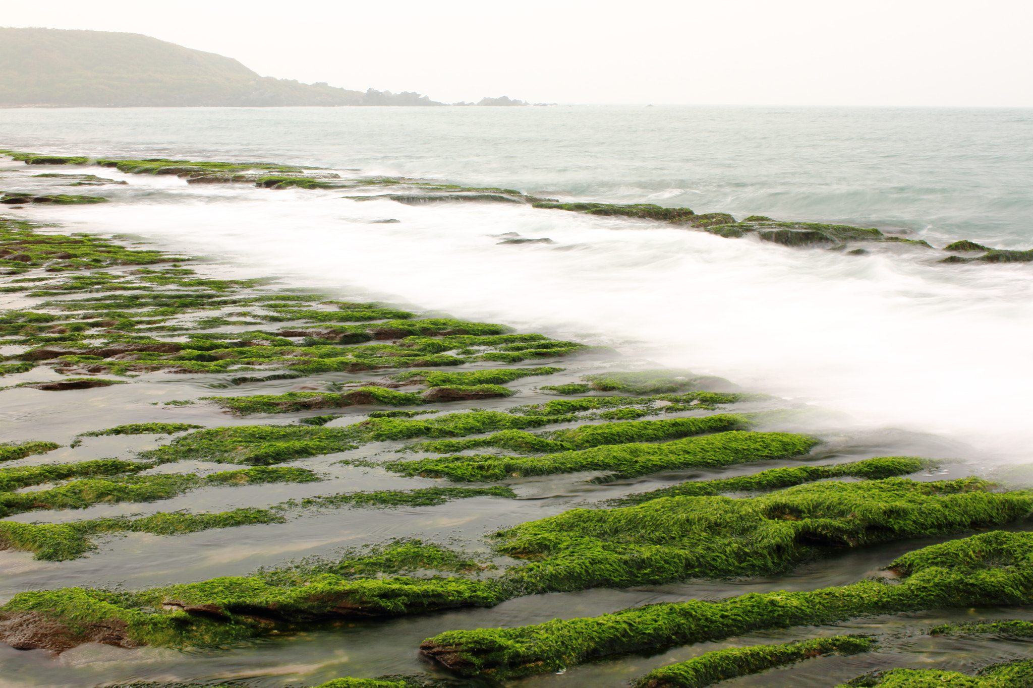 Canon EOS 70D + Canon EF 35mm F1.4L USM sample photo. Stone trench of laomei coast-03 photography