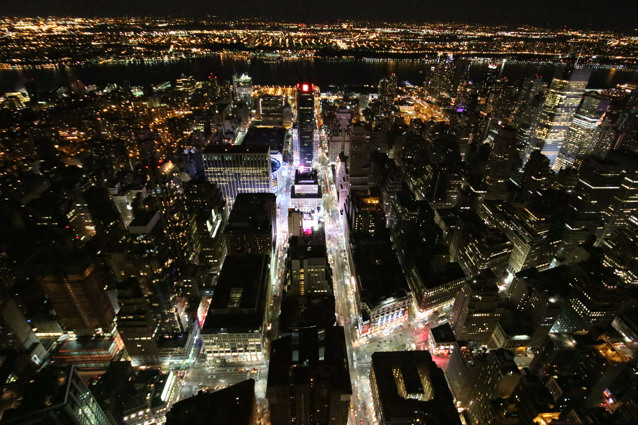Canon EOS M + Sigma 10-20mm F4-5.6 EX DC HSM sample photo. New york city at night photography