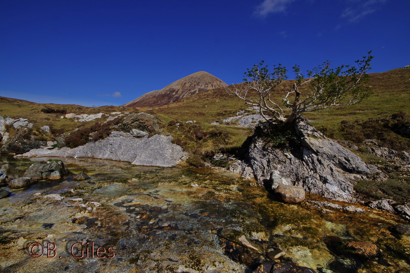 Sigma AF 10-20mm F4-5.6 EX DC sample photo. Highland stream skye photography