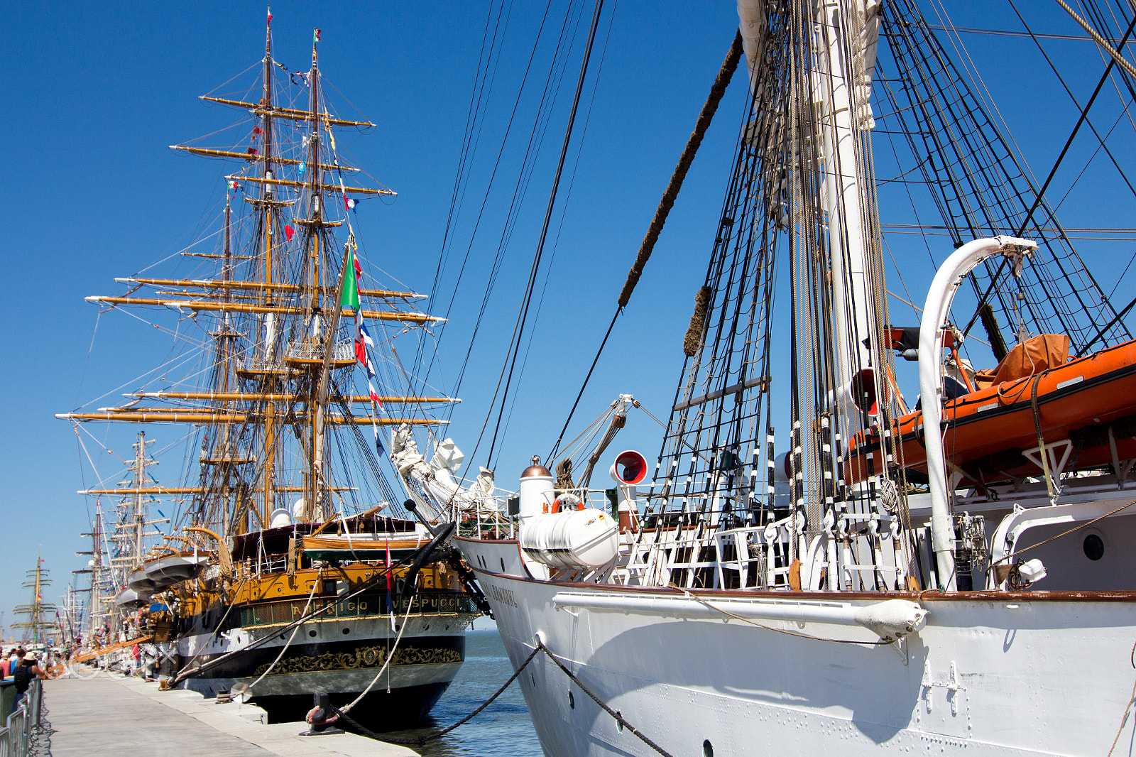 Tokina AT-X Pro 12-24mm F4 (IF) DX sample photo. Tall ships race 2016 - amerigo vespucci / italy photography