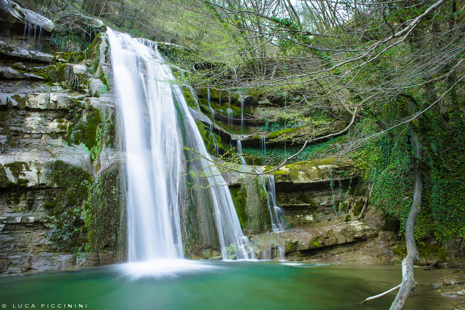 Canon EOS 5D + Canon EF 28mm F1.8 USM sample photo. Acquacheta waterfall photography