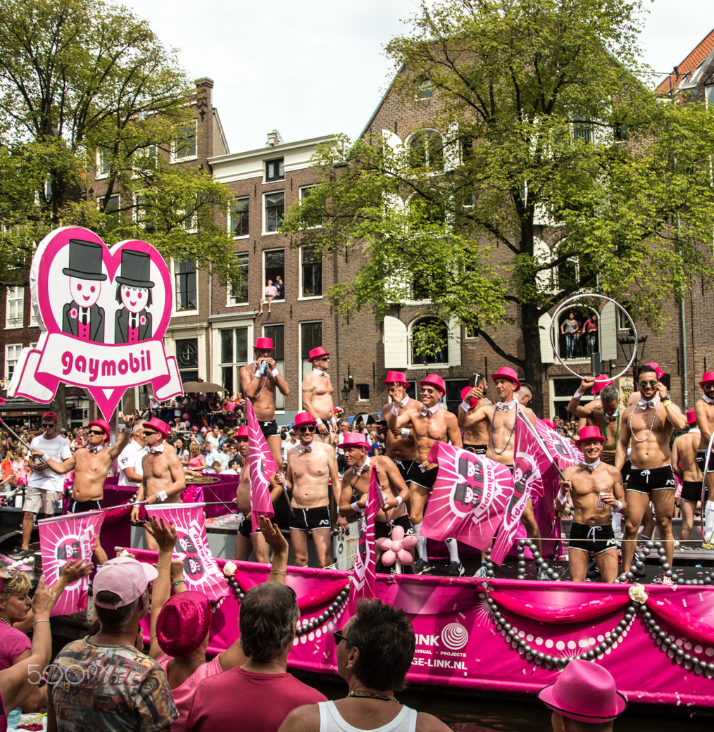 Nikon D3200 sample photo. Pink pride photography