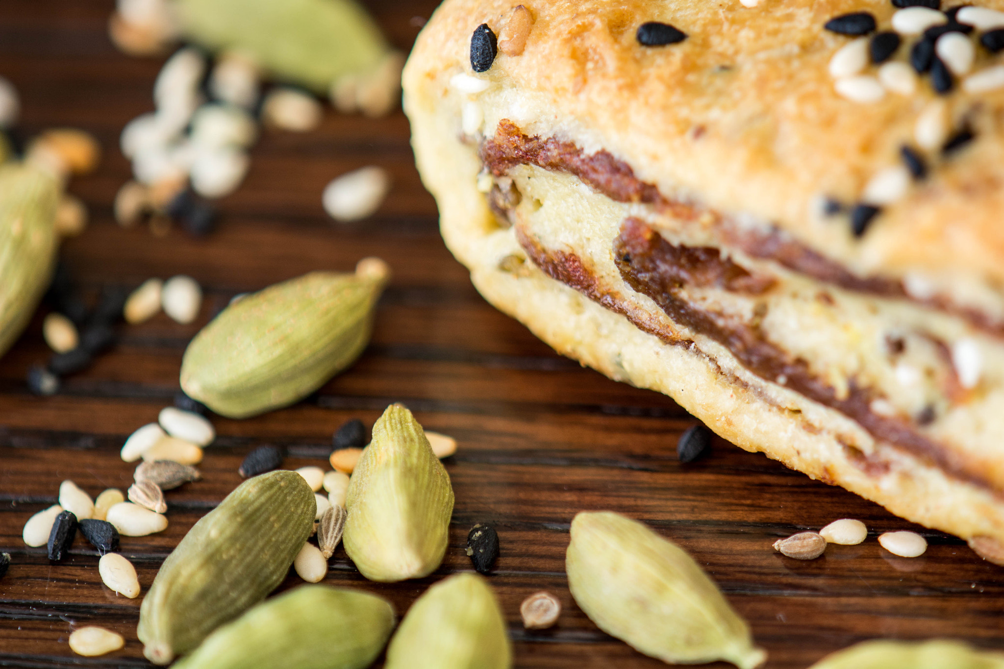 Nikon AF-S DX Micro-Nikkor 85mm F3.5G ED VR sample photo. Palestinian makrota"date cookies photography