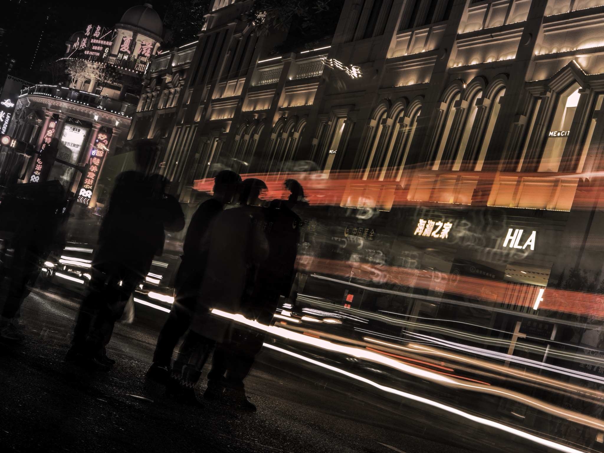 Hasselblad H4D + HC 80 sample photo. Yatsen walking street photography