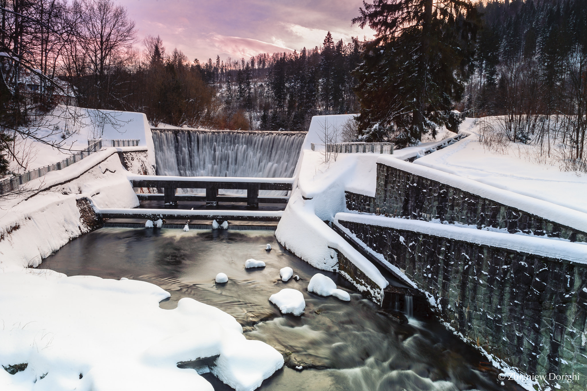 Nikon D700 + Sigma 24mm F1.8 EX DG Aspherical Macro sample photo. Waterfall in winter evening scenery photography