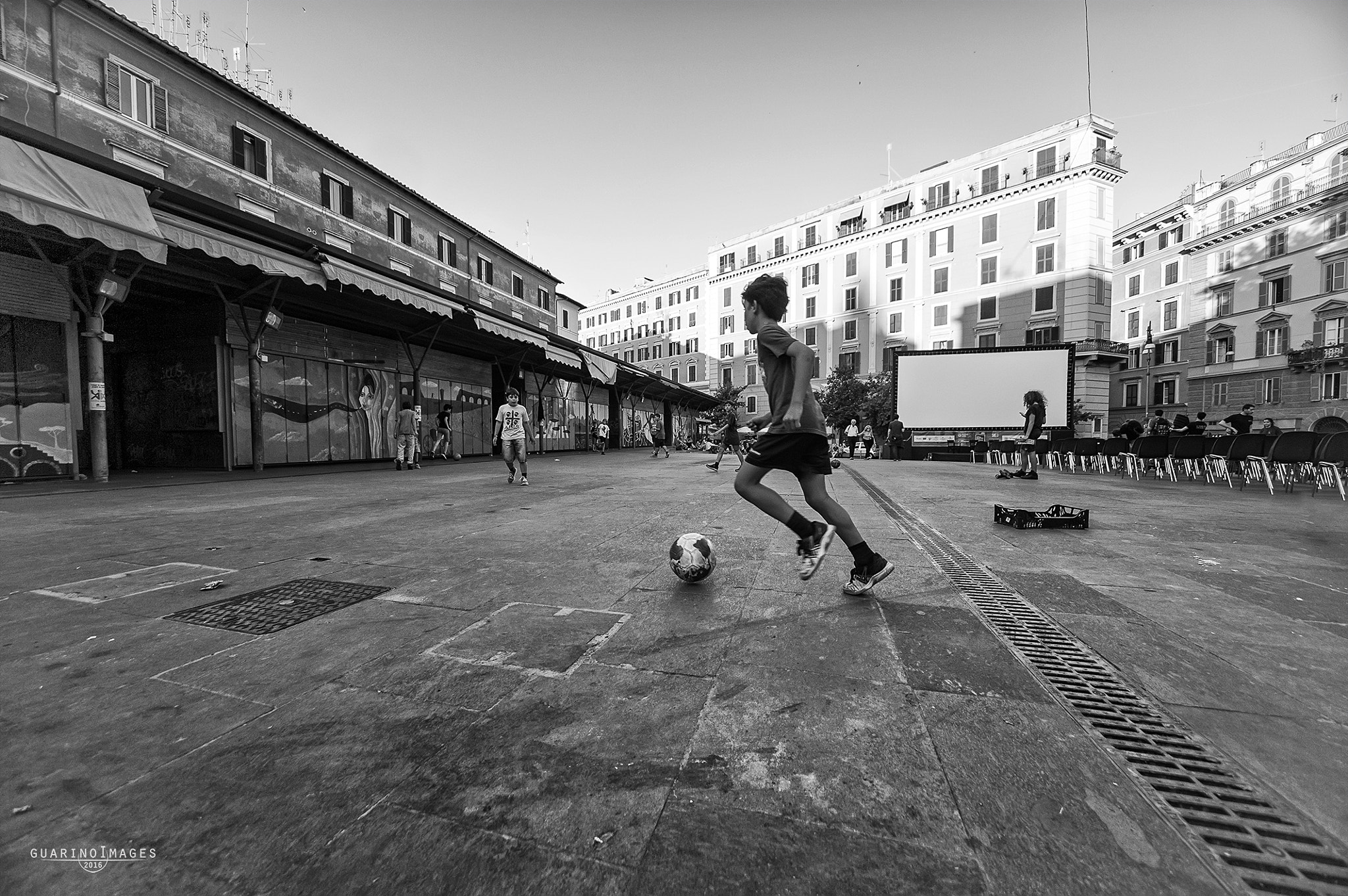 Nikon D700 + Sigma 12-24mm F4.5-5.6 EX DG Aspherical HSM sample photo. Street soccer photography