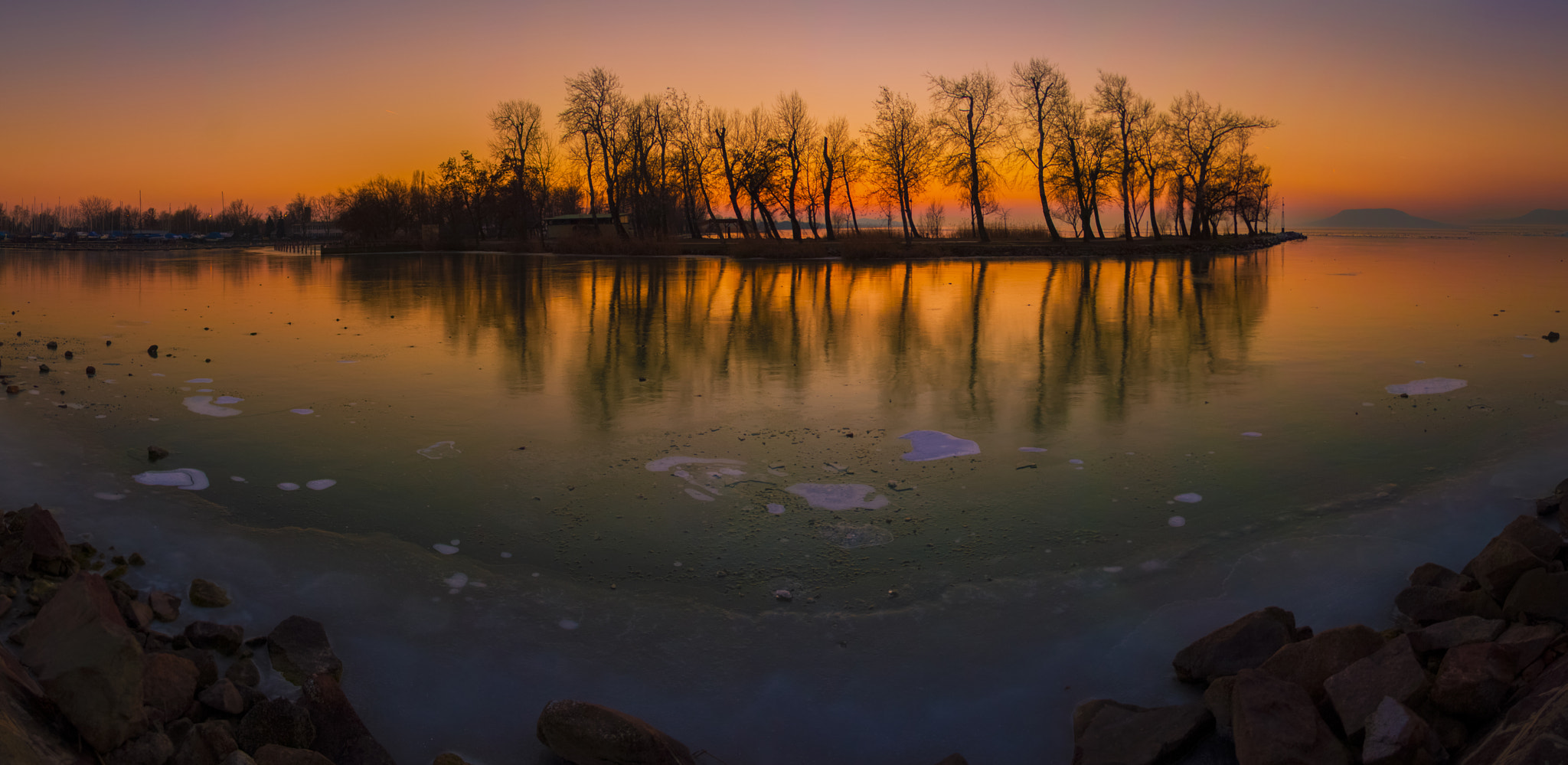Canon EF-S 18-55mm F3.5-5.6 II sample photo. Frozen sunshine photography