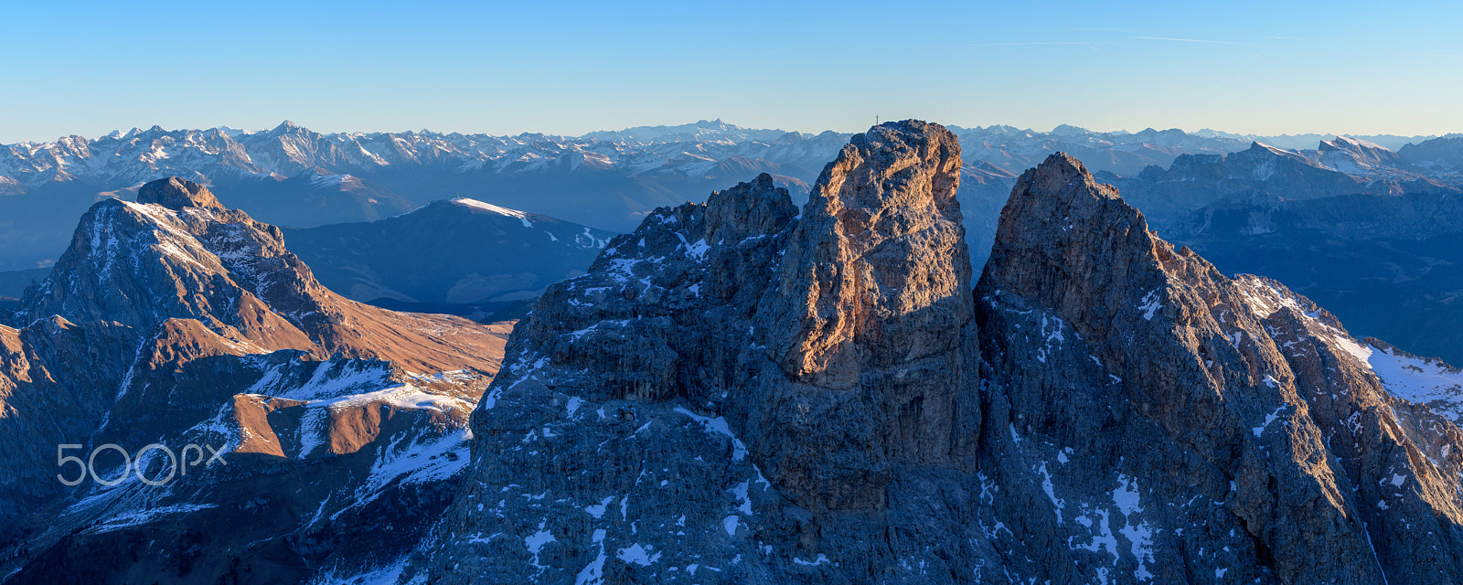 Nikon AF-S Nikkor 70-200mm F4G ED VR sample photo. Rocky view photography