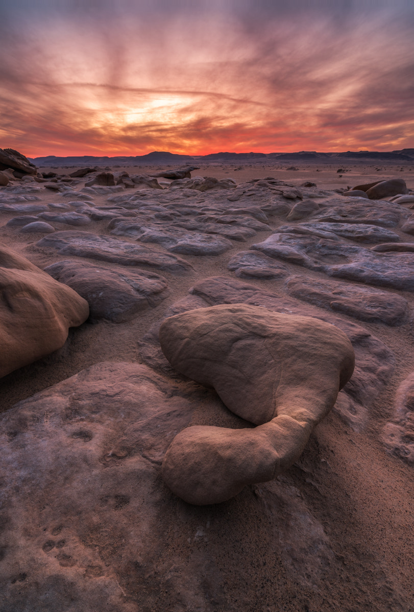 Tokina AT-X 16-28mm F2.8 Pro FX sample photo. Rock photography