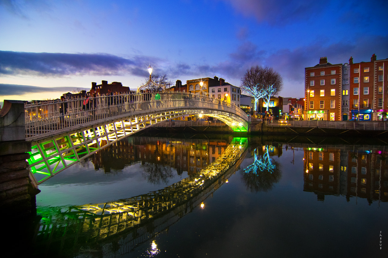 Pentax K-3 + Pentax smc DA 12-24mm F4.0 ED AL (IF) sample photo. Ha'penny bridge photography