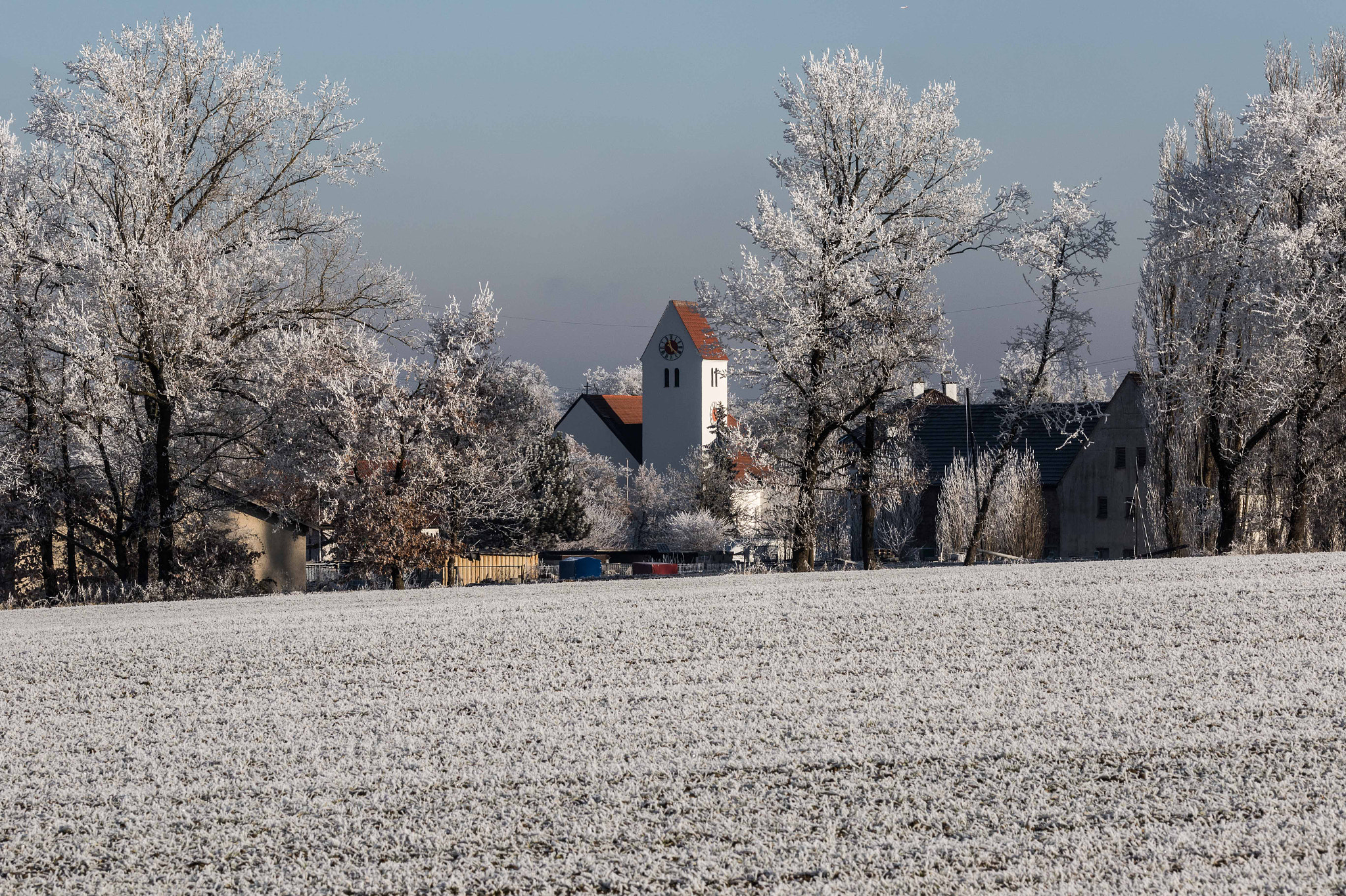Sigma 105mm F2.8 EX DG OS HSM sample photo. Puchheim-ort photography