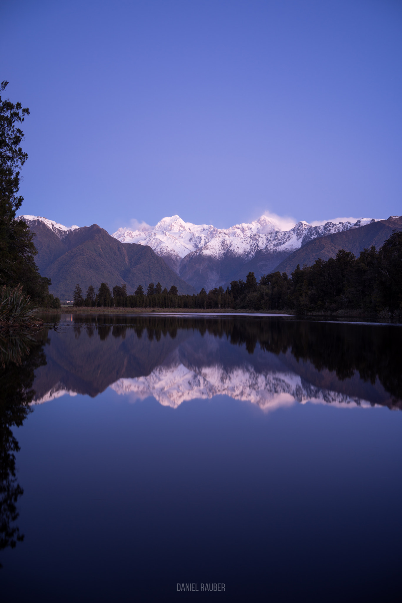 Sony a7R + Sony Sonnar T* FE 35mm F2.8 ZA sample photo. Lake matheson, fox glacier, new zealand photography