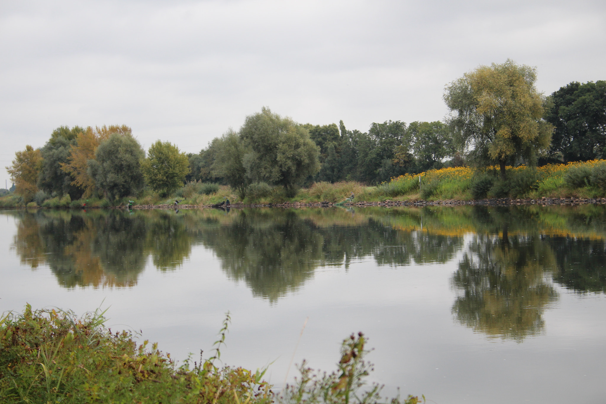 Canon EF-S 18-55mm F3.5-5.6 II sample photo. Round the weser, germany photography