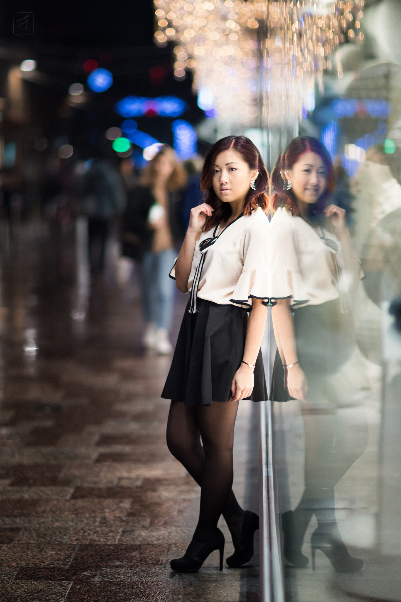 Canon EF 85mm F1.2L II USM sample photo. --hidden smile-- photography