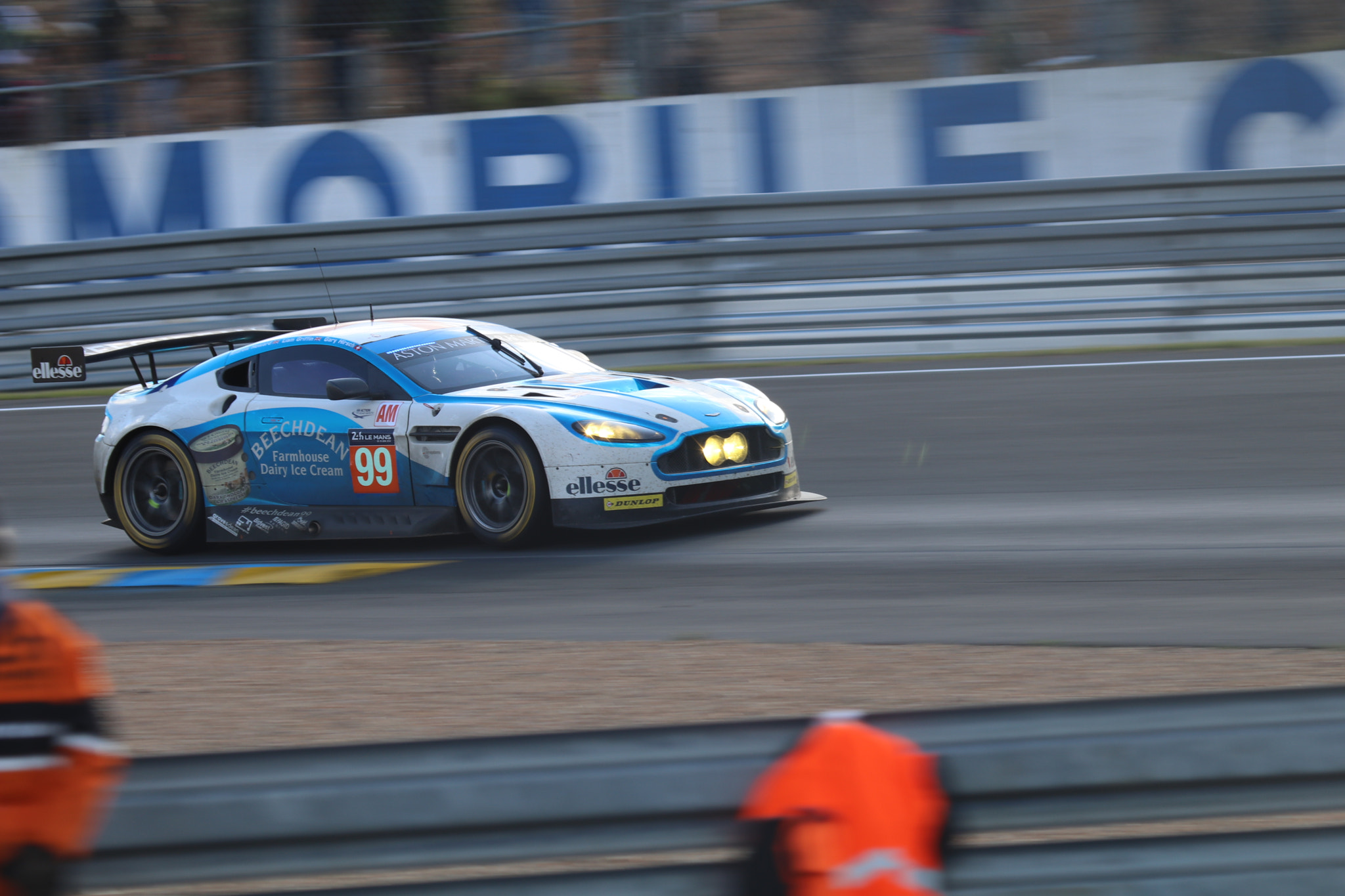 Canon EF 100-400mm F4.5-5.6L IS USM sample photo. Aston martin 24h photography