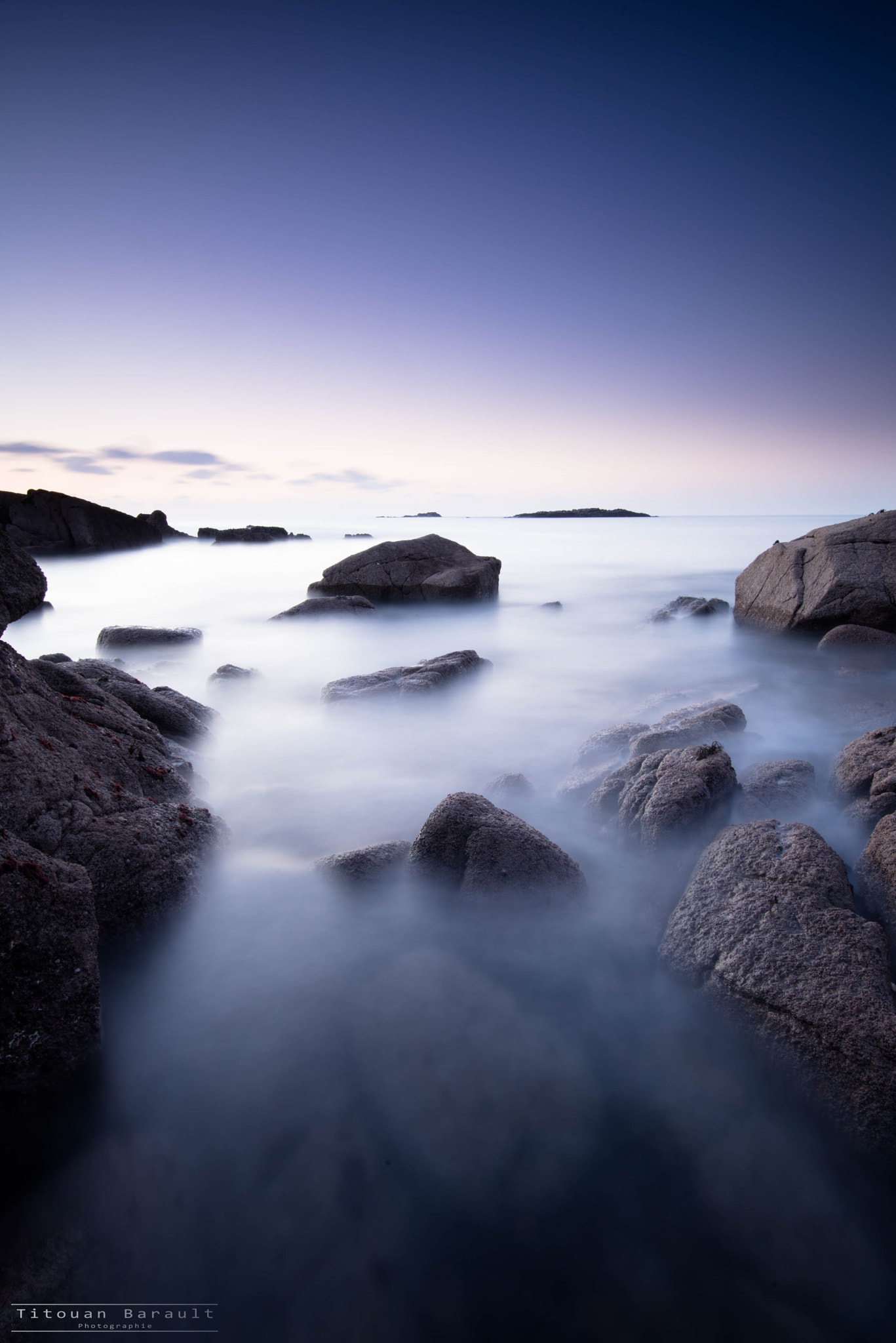 Nikon D600 + Tokina AT-X 17-35mm F4 Pro FX sample photo. Milky sea photography