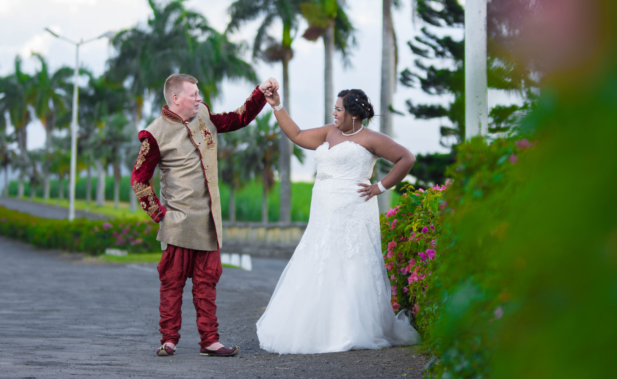 Sigma 70-200mm F2.8 EX DG OS HSM sample photo. Sweta + gabriel photography