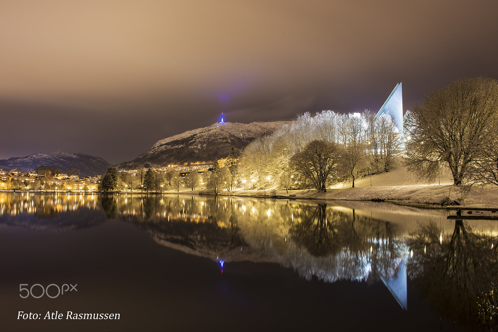 Canon EOS 6D + Canon EF 28mm F2.8 IS USM sample photo. Winter photography