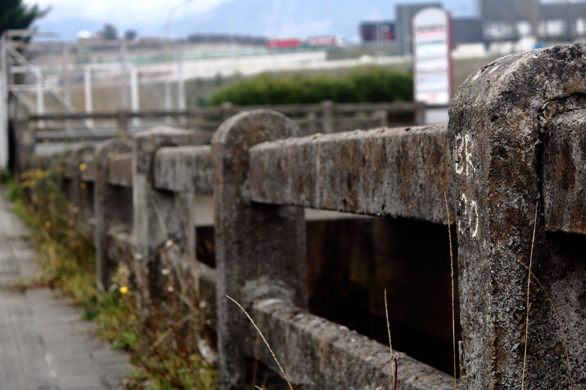 Canon EOS 760D (EOS Rebel T6s / EOS 8000D) sample photo. Explore the city photography
