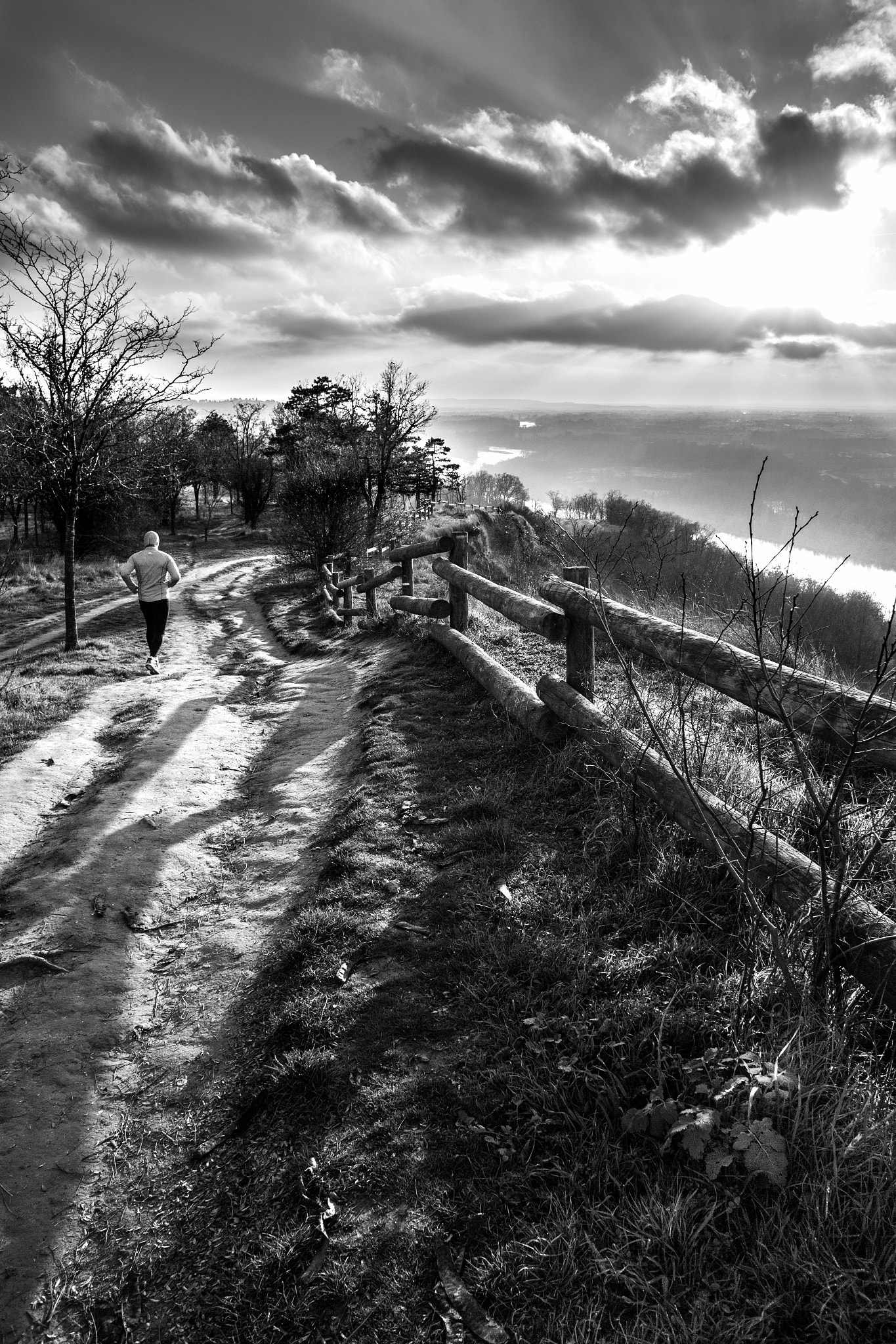 Canon EF 24mm F2.8 IS USM sample photo. Running pech david toulouse photography