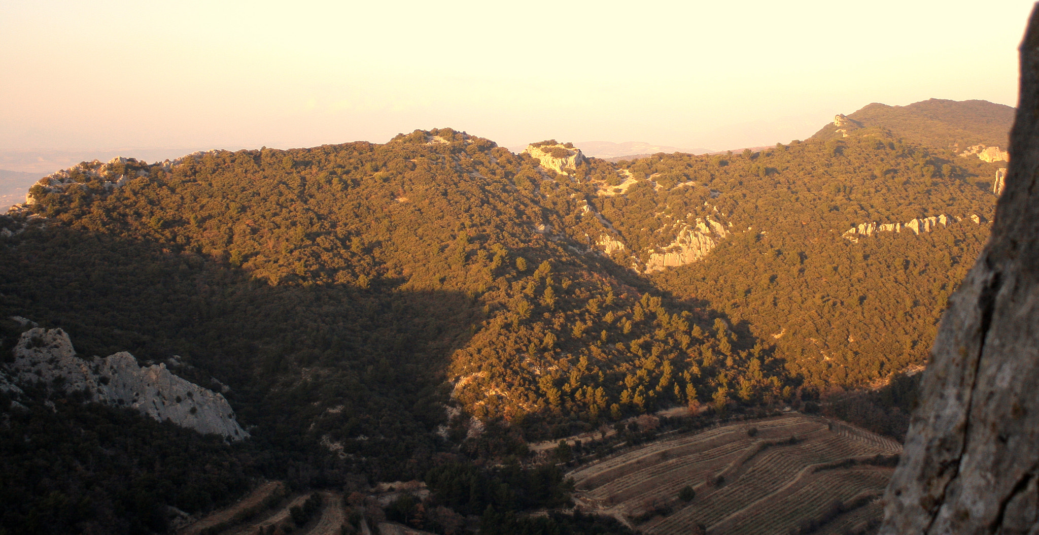 Canon EF 28-80mm f/3.5-5.6 USM IV sample photo. Landscape under sunset photography