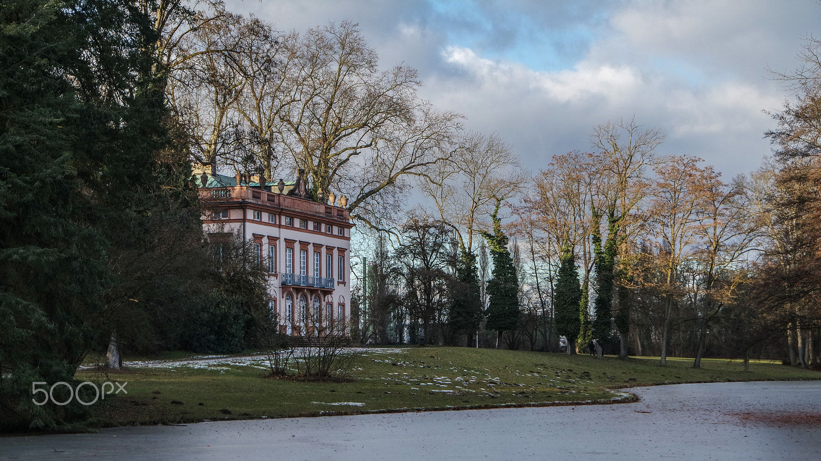 Samsung NX 16-50mm F3.5-5.6 Power Zoom ED OIS sample photo. Frozen lake photography