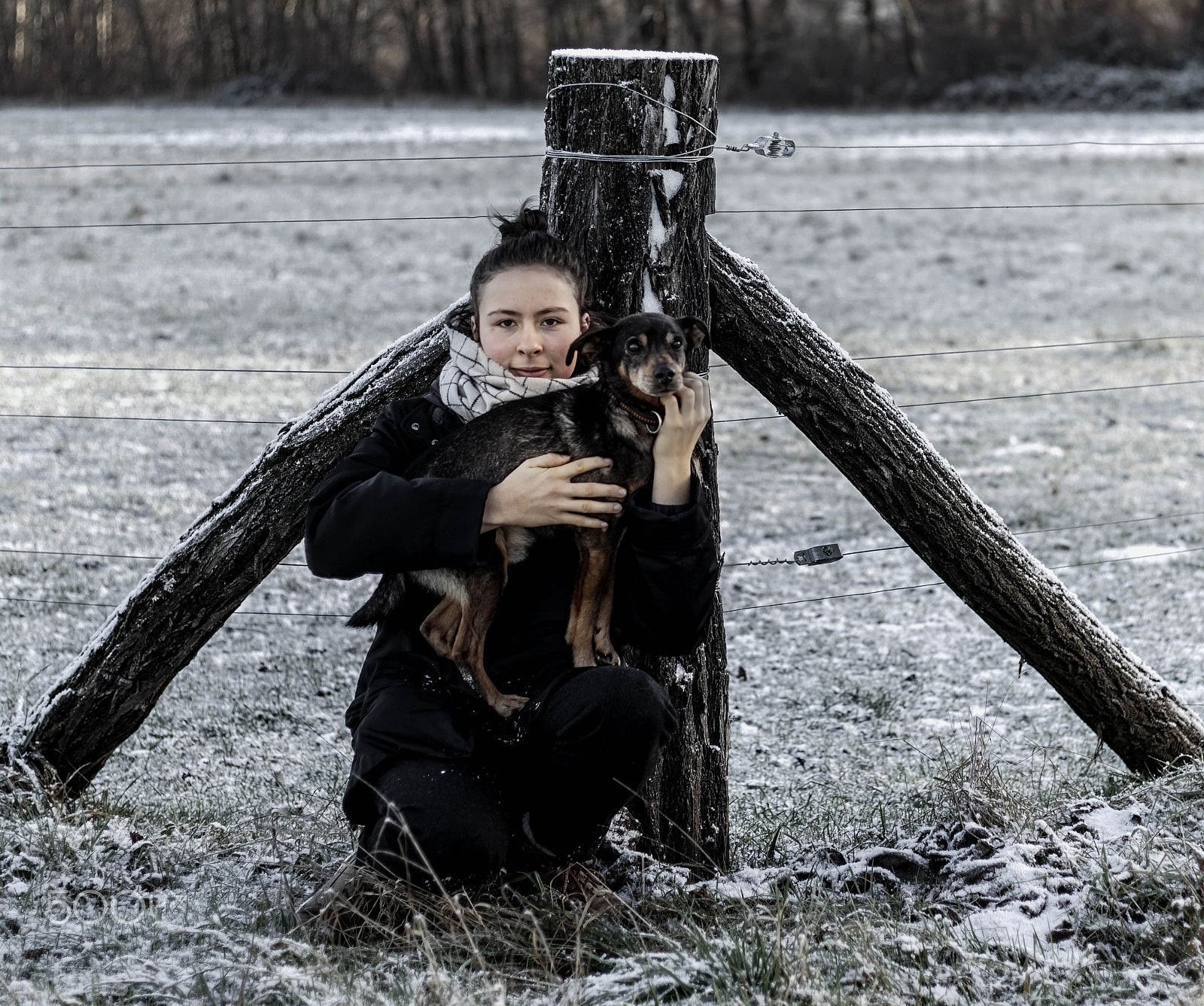 Sony DT 50mm F1.8 SAM sample photo. Girl and dog. photography