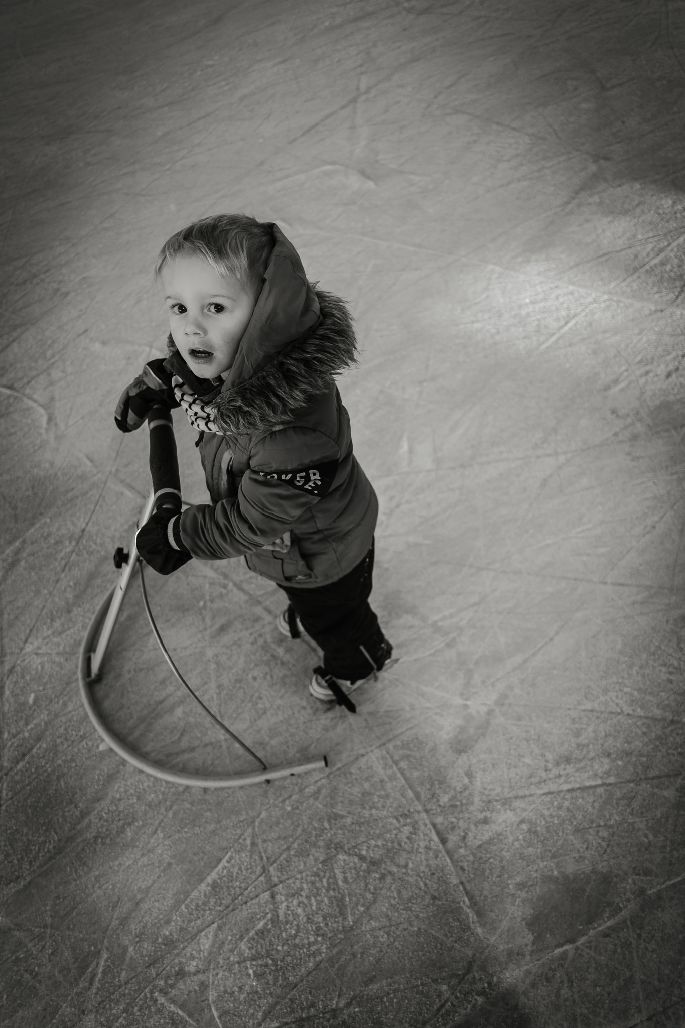 Fujifilm X-T2 + Fujifilm XF 18mm F2 R sample photo. Ice-skating! photography
