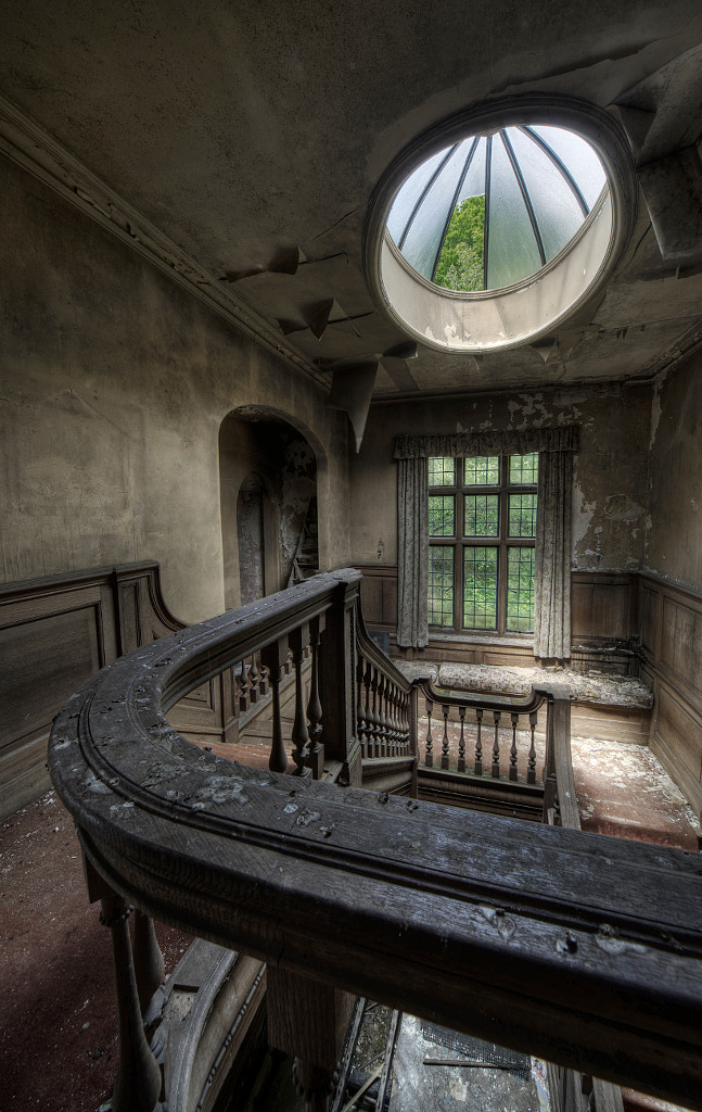 Abandoned Manor by Paul Howes / 500px