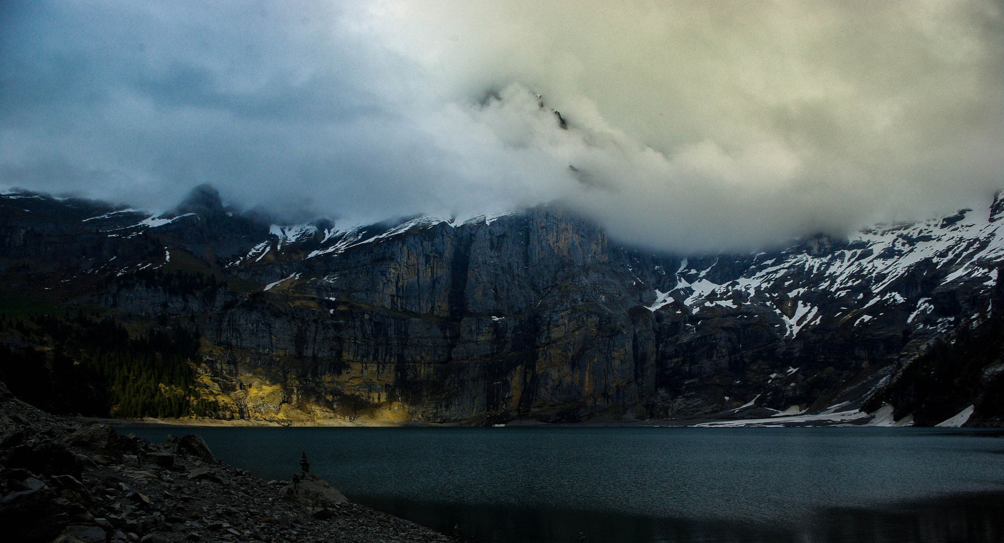 Pentax smc DA 18-55mm F3.5-5.6 ED AL II (IF) sample photo. Misty mountain photography