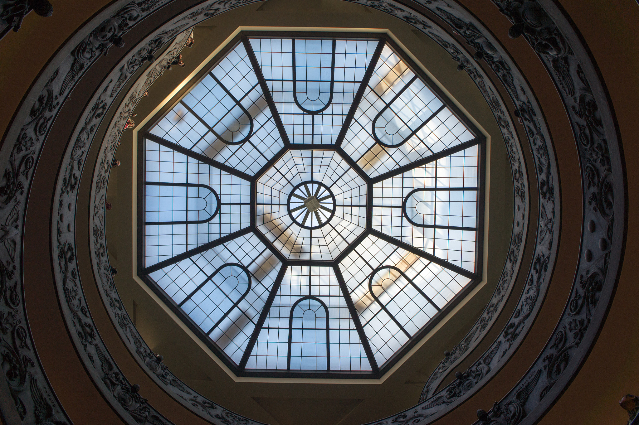 Sony Alpha NEX-3 sample photo. Musei vaticani - scala a chiocciola photography