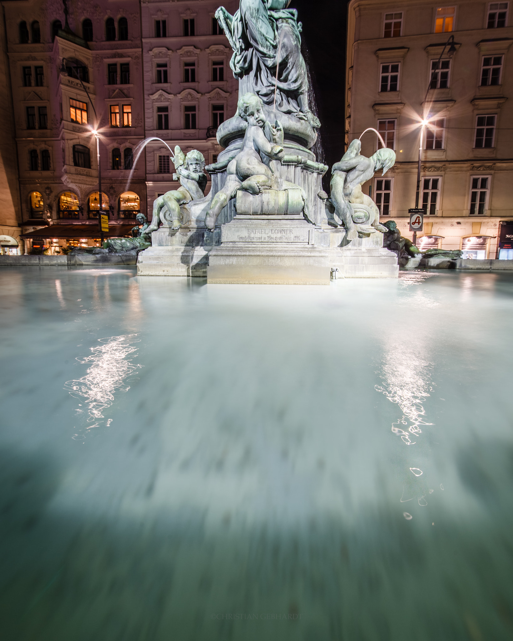 Canon EOS 5D Mark II + Sigma 12-24mm F4.5-5.6 II DG HSM sample photo. Neuer markt, vienna photography