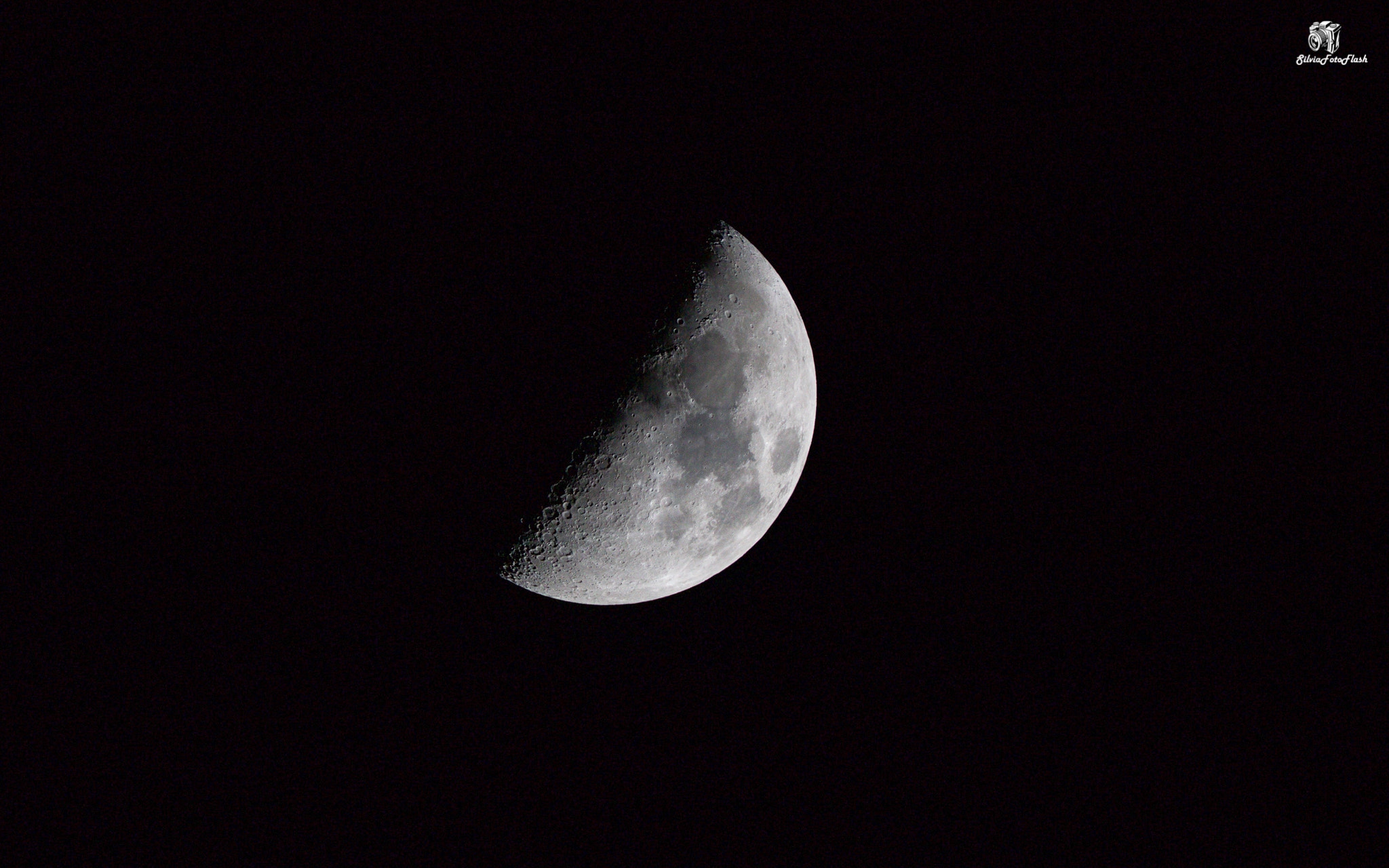 Sigma 150mm f/2.8 EX DG OS HSM APO Macro sample photo. The moon photography