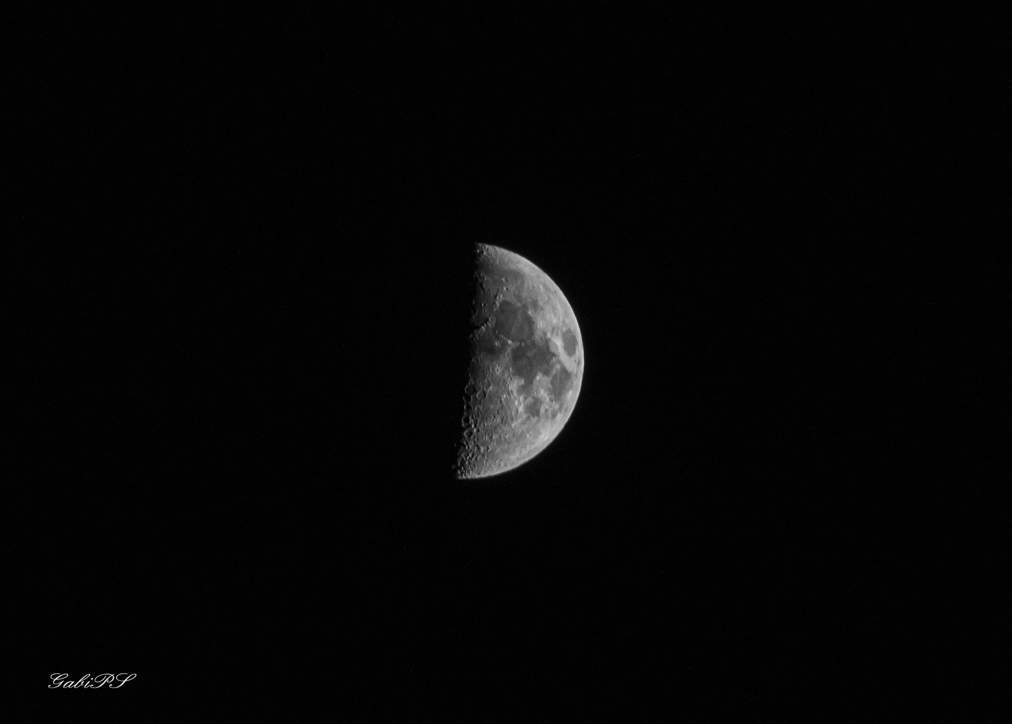 Nikon D5100 + Tamron AF 18-270mm F3.5-6.3 Di II VC LD Aspherical (IF) MACRO sample photo. Luna lunera photography