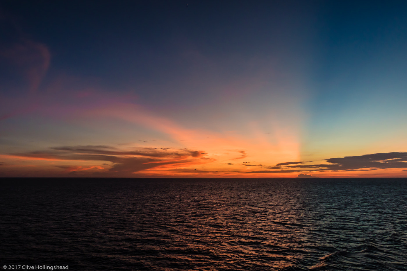 Sigma 8-16mm F4.5-5.6 DC HSM sample photo. After the sun goes down photography