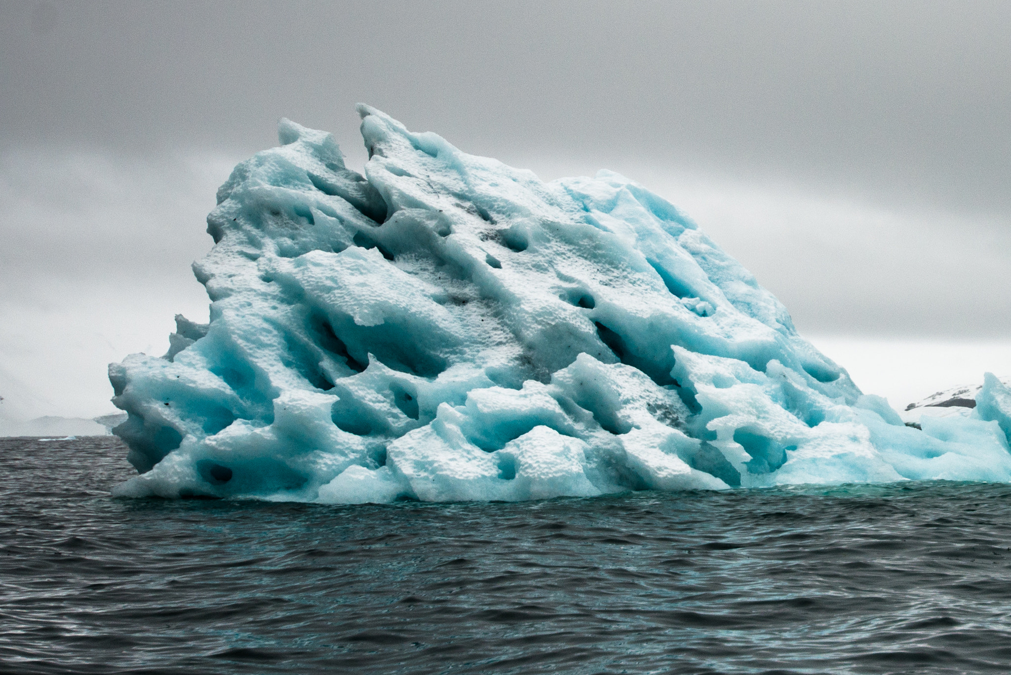 Nikon D800 + Sigma 12-24mm F4.5-5.6 II DG HSM sample photo. Iceberg - antártica photography