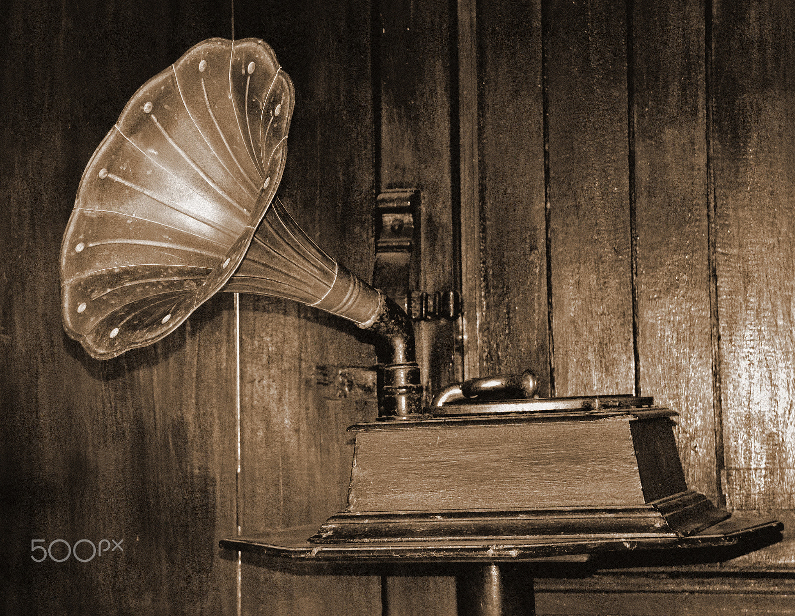 Nikon D3200 sample photo. Gramophone photography