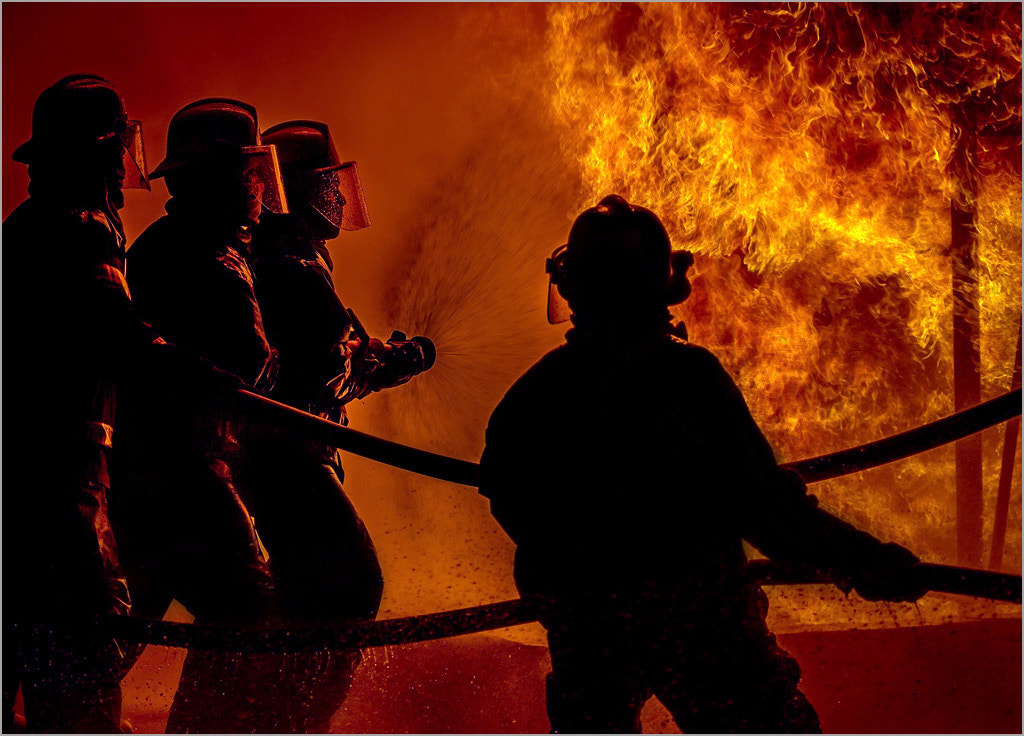 Canon EF 100-400mm F4.5-5.6L IS USM sample photo. Firemen photography