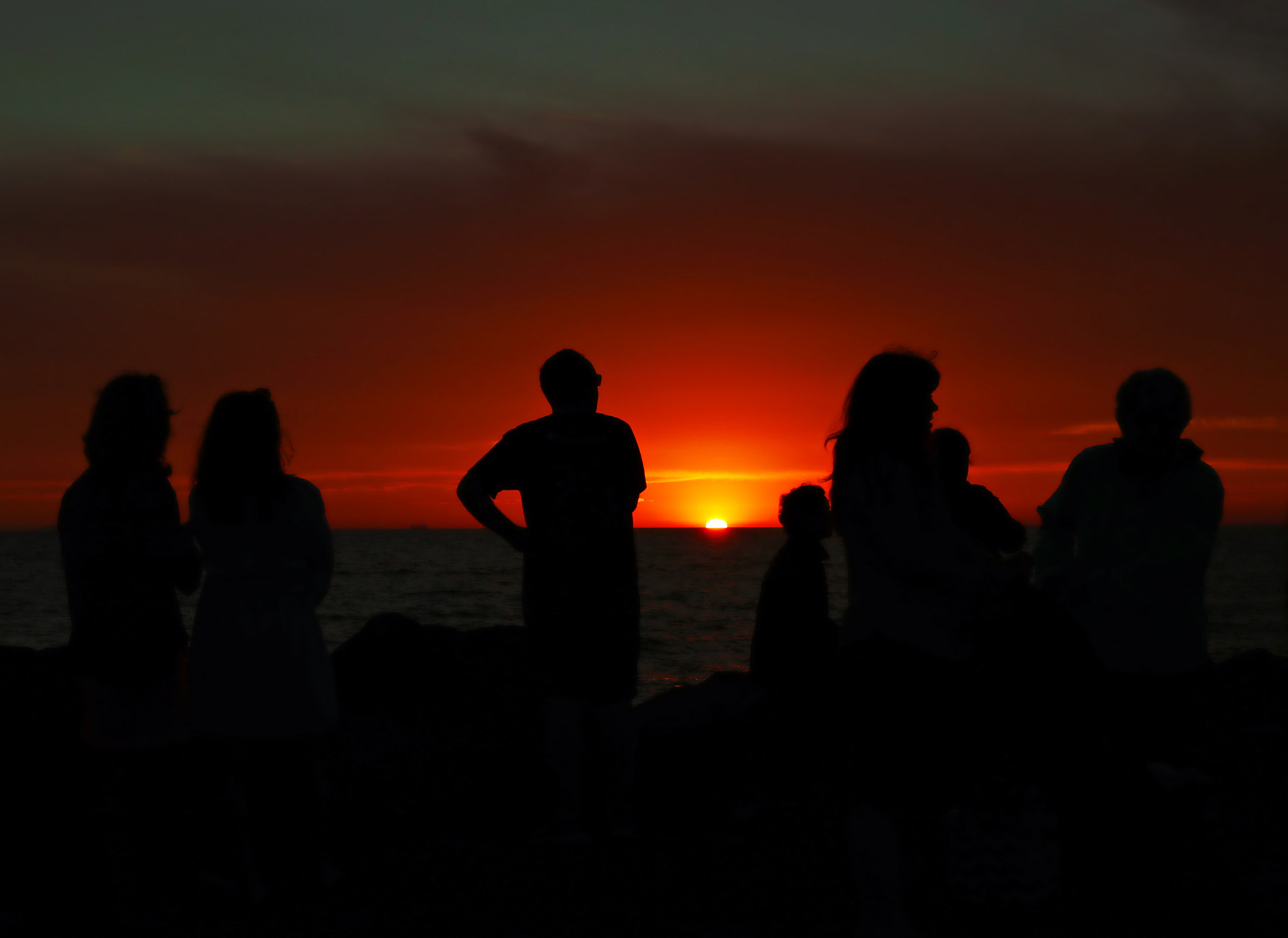 Canon 18-35mm sample photo. Enjoying the sunset at st. kilda beach photography