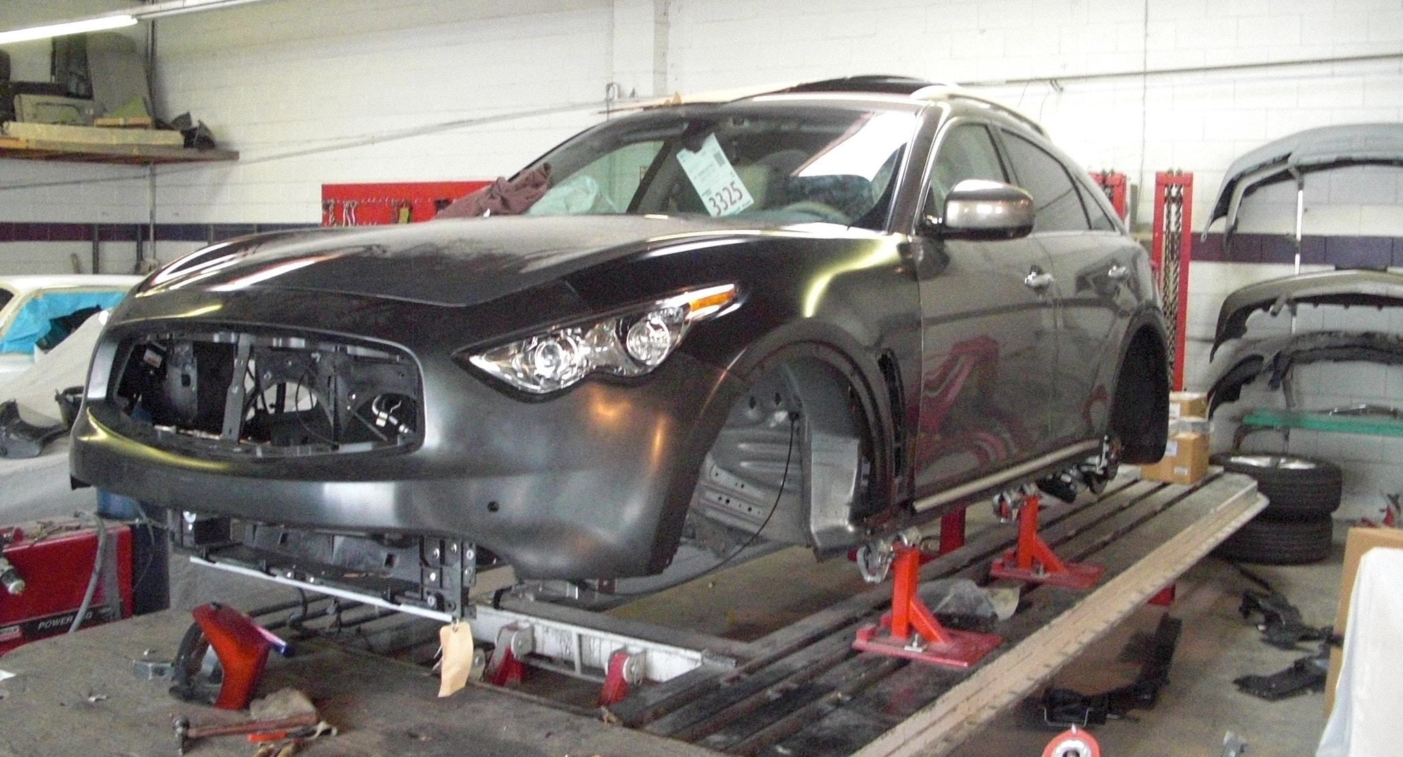 CASIO EX-S10 sample photo. Auto body dent repair photography