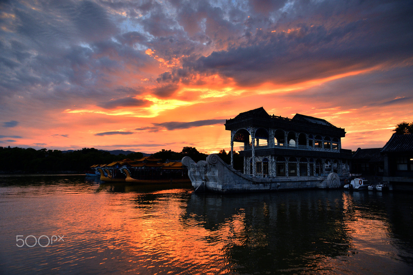 Nikon D800 sample photo. The ship will not sink in the summer palace photography
