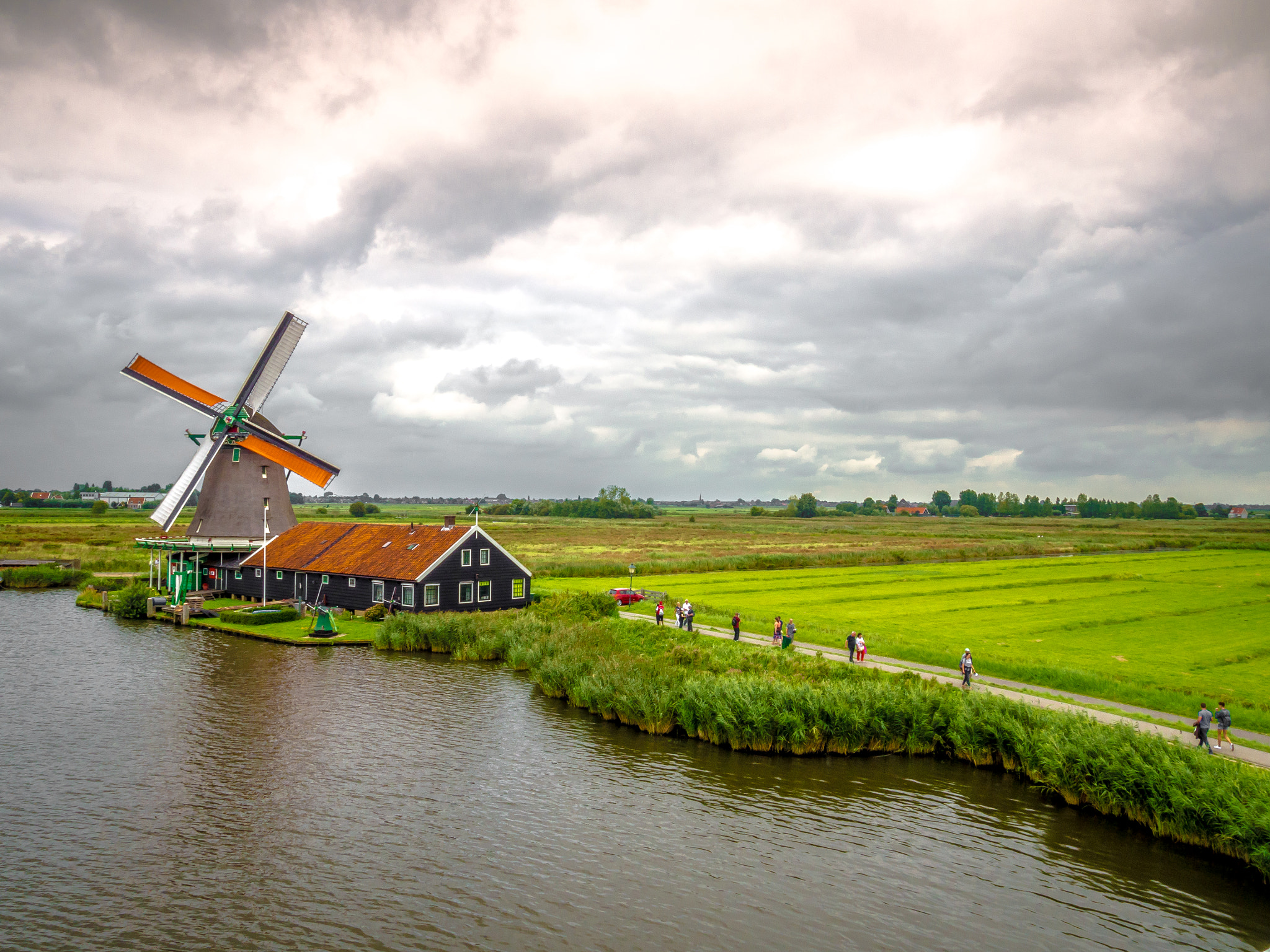 Olympus M.Zuiko Digital 14-42mm F3.5-5.6 II R sample photo. Windmill house in zaanse schans photography