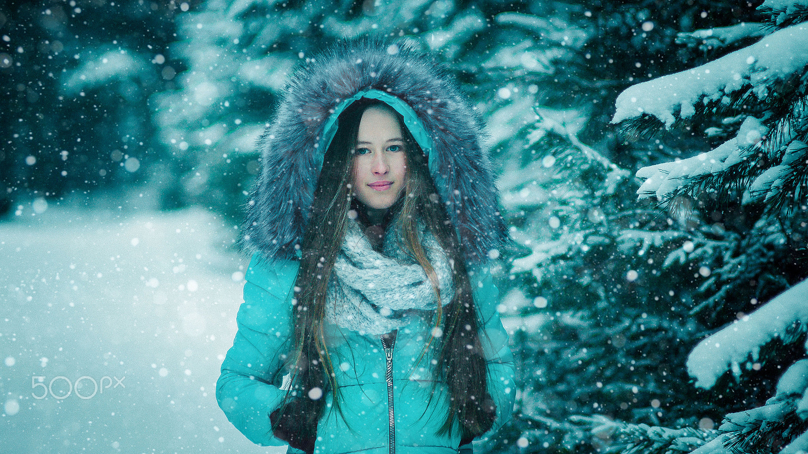 Canon EF 35-80mm f/4-5.6 sample photo. Winter portrait photography