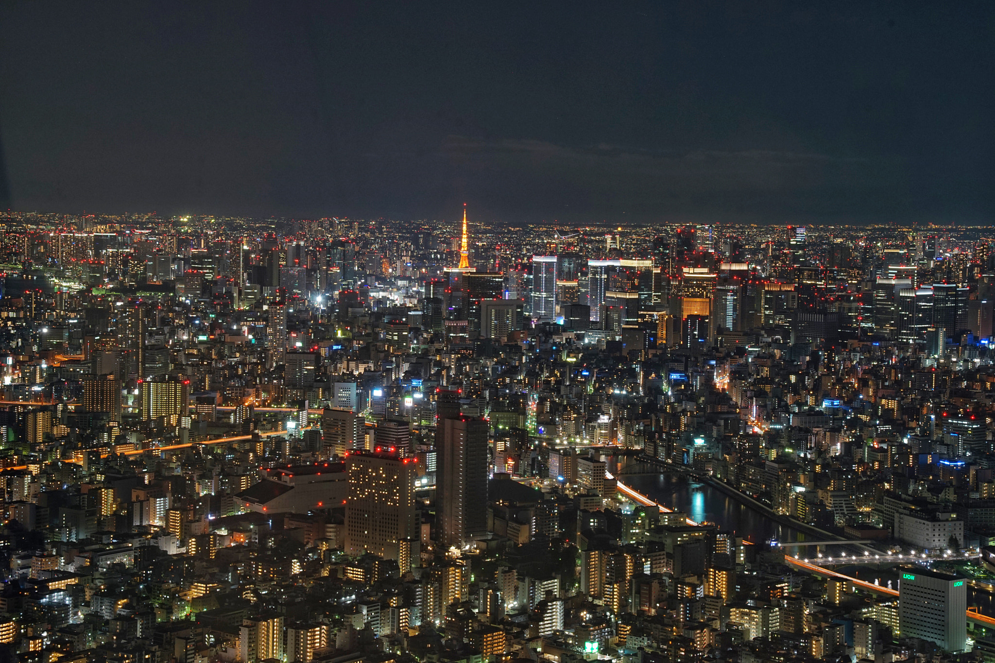 Sony FE 24-70mm F2.8 GM sample photo. City lights photography
