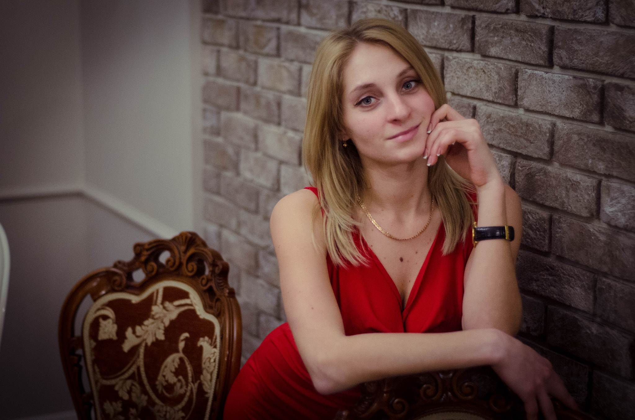 Nikon D7000 + AF Nikkor 50mm f/1.8 sample photo. Julia photography