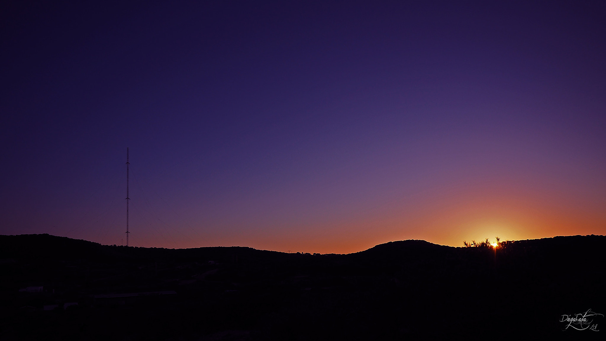 Olympus OM-D E-M10 II + Panasonic Lumix G Vario 7-14mm F4 ASPH sample photo. Atardecer desde guardamar photography