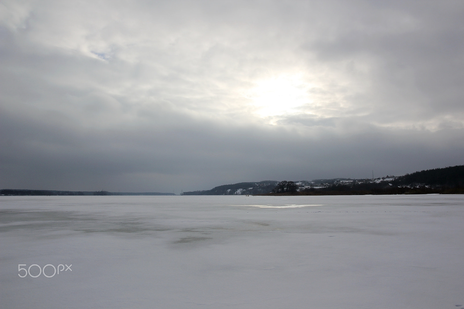 Canon EOS 60D + Sigma 17-70mm F2.8-4 DC Macro OS HSM sample photo. Оn the lake. january 1 noon photography