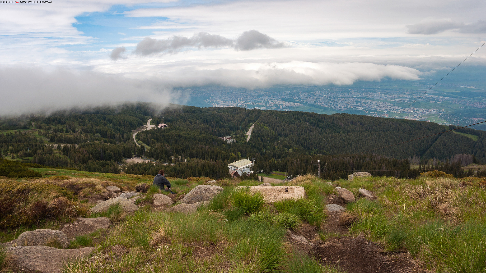 Tamron AF 19-35mm f/3.5-4.5 (A10) sample photo. Time to rest photography