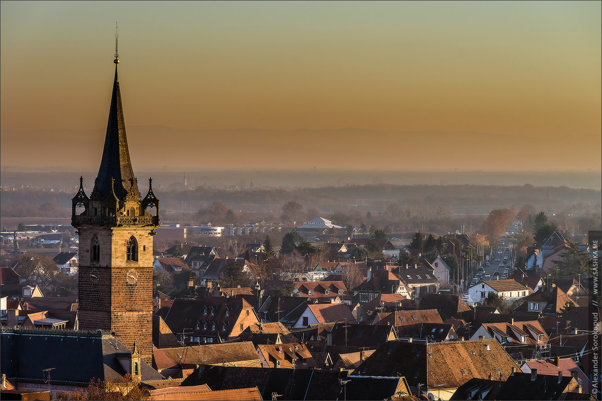 Sony a99 II + Minolta AF 80-200mm F2.8 HS-APO G sample photo. Obernai aerial view on winter sunset photography